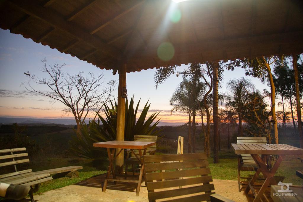 Pousada Mirante Do Cerrado Delfinopolis Exterior photo
